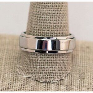 Size 12 basic silver tone vintage ring (C1)
